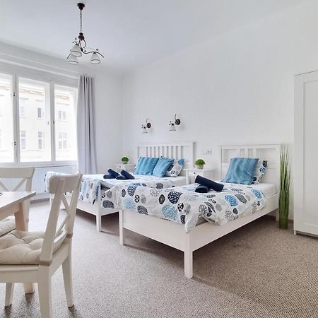 Finnem Rentals Zikova Praha Exteriér fotografie