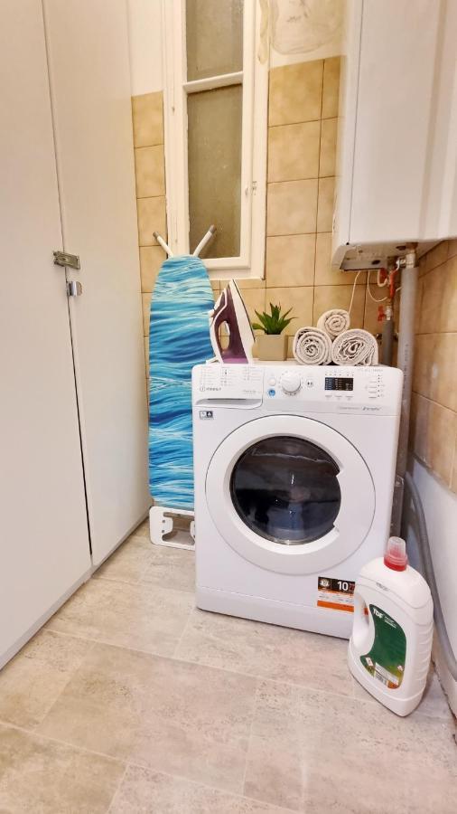 Finnem Rentals Zikova Praha Exteriér fotografie