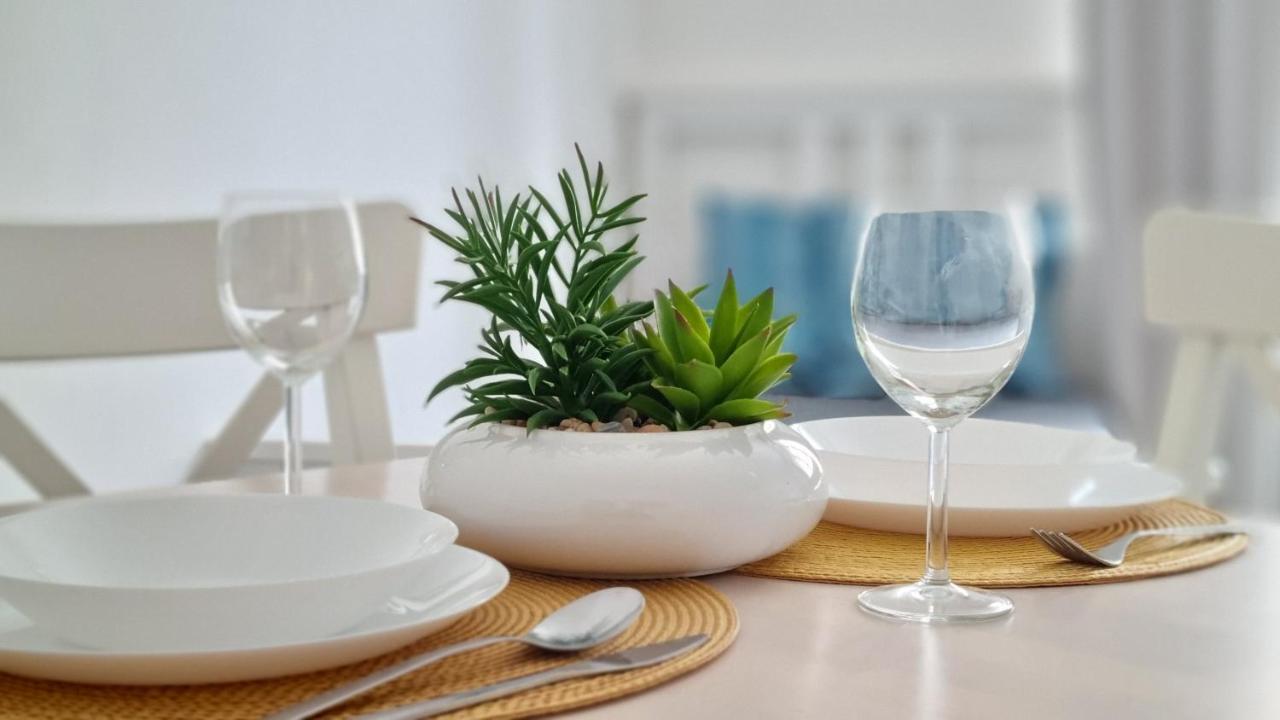 Finnem Rentals Zikova Praha Exteriér fotografie