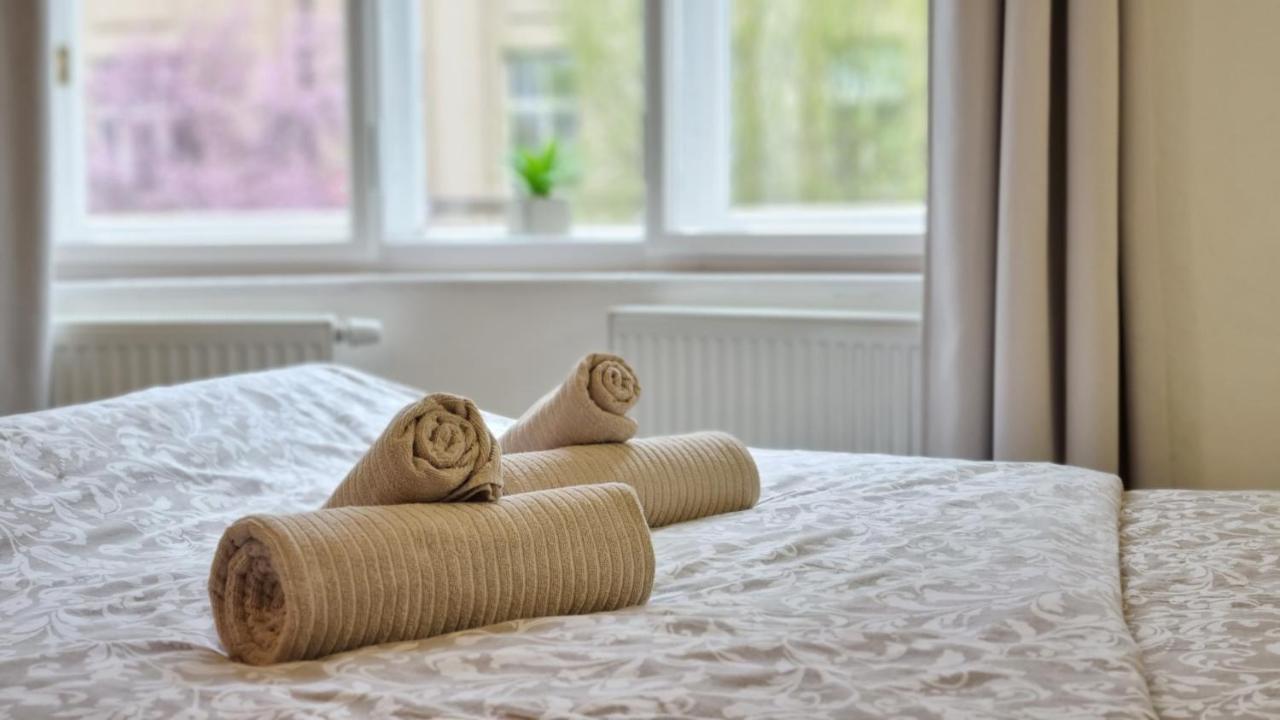 Finnem Rentals Zikova Praha Exteriér fotografie