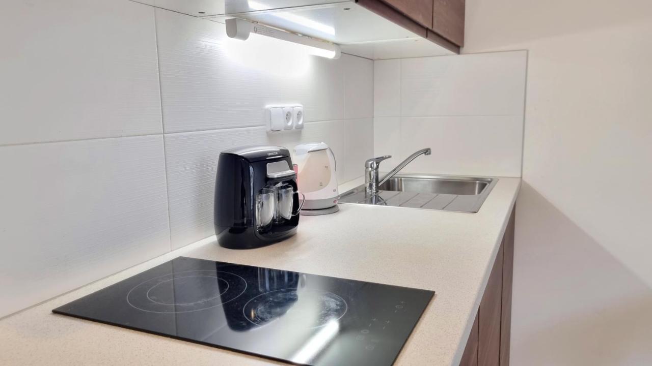 Finnem Rentals Zikova Praha Exteriér fotografie