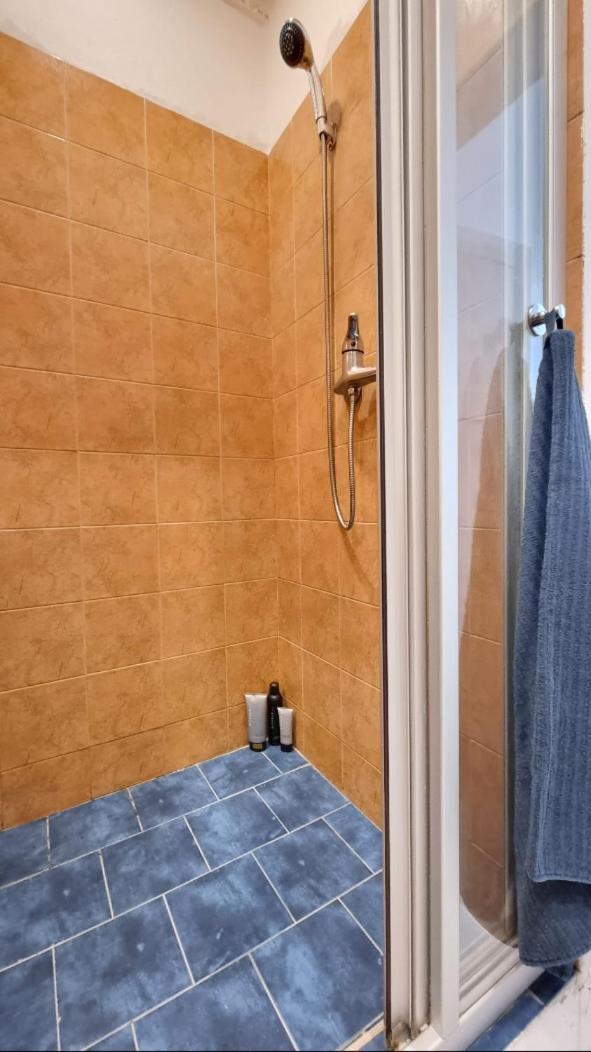 Finnem Rentals Zikova Praha Exteriér fotografie